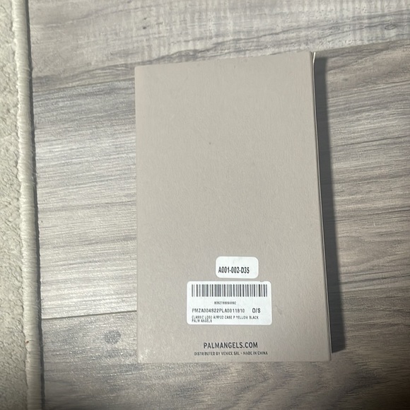 Palm Angels Classic Logo AirPod Pro Case new in box - Picture 5 of 6